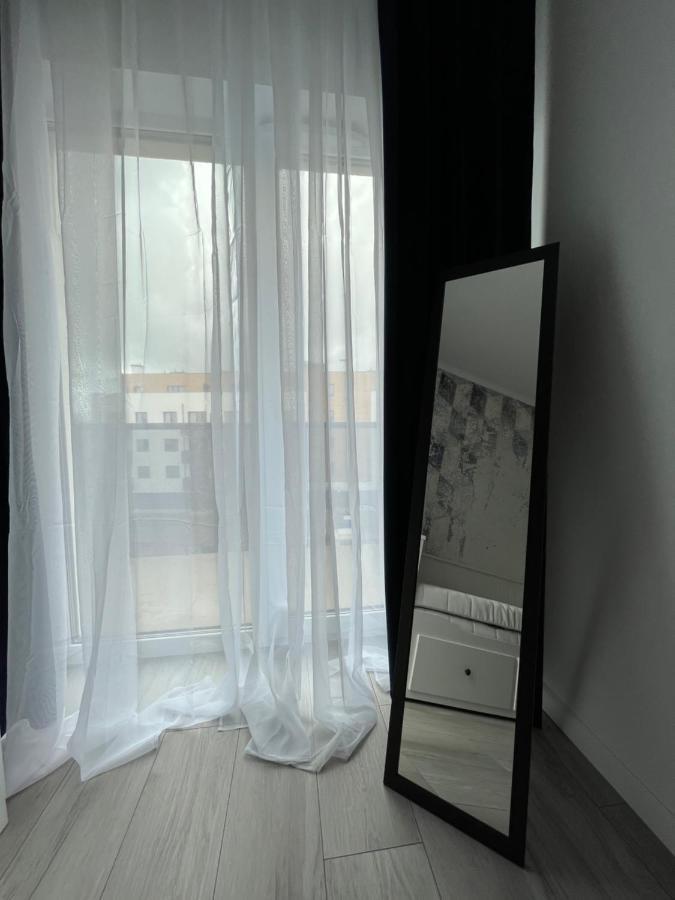 Trzy Pokoje Mieszkanie W Nowej Dzielnicy Wroclawia Apartment Exterior photo